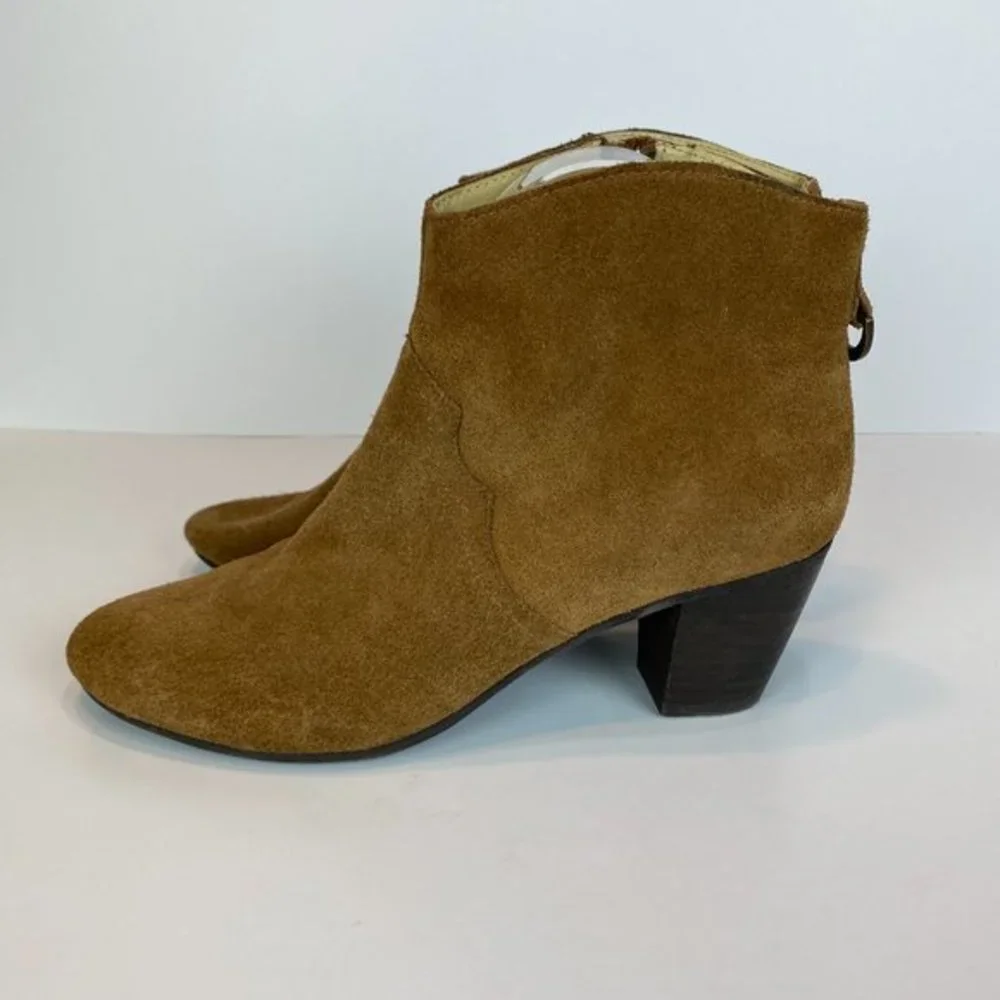 Donald J. Pliner DMSX Ankle Booties 8 Brown‎ Suede Leather Zip Annie Boots Women